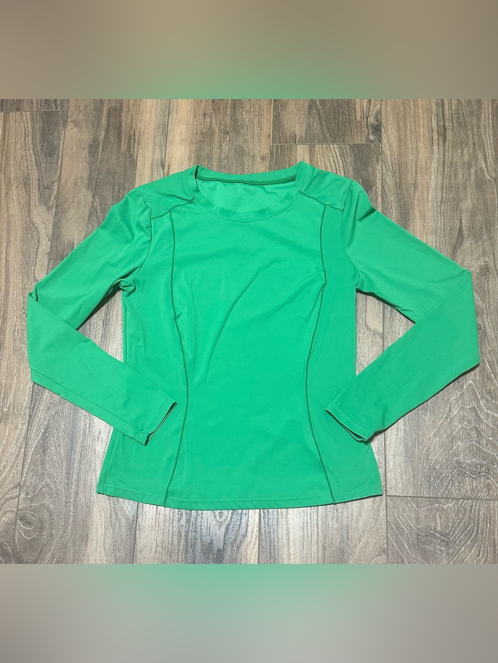 Lululemon Women’s Long Sleeve Athletic Shirt Top Green Small S